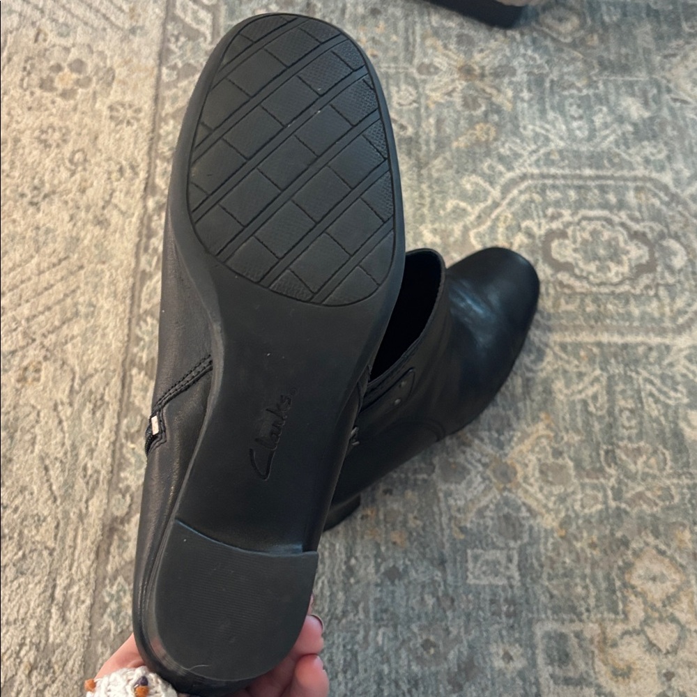 Clark’s Black Leather Ankle Boots - Picture 8 of 8